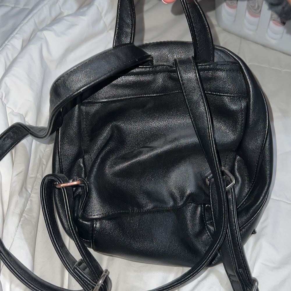 Mini Backpack - Picture 3 of 7